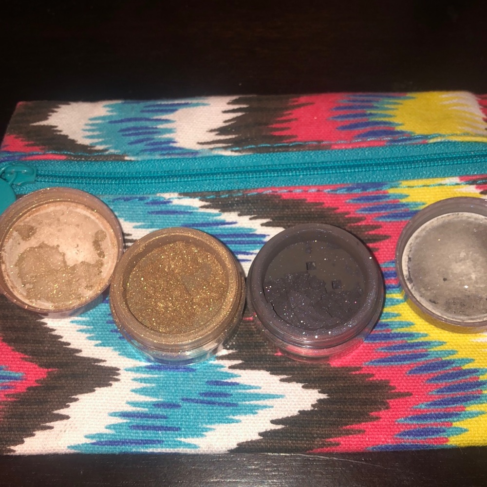 Bare Minerals Eyeshadows with bag